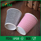 tasses de café adaptées aux besoins du client de papier d'ondulation, tasses jetables pour les boissons chaudes avec le couvercle fournisseur